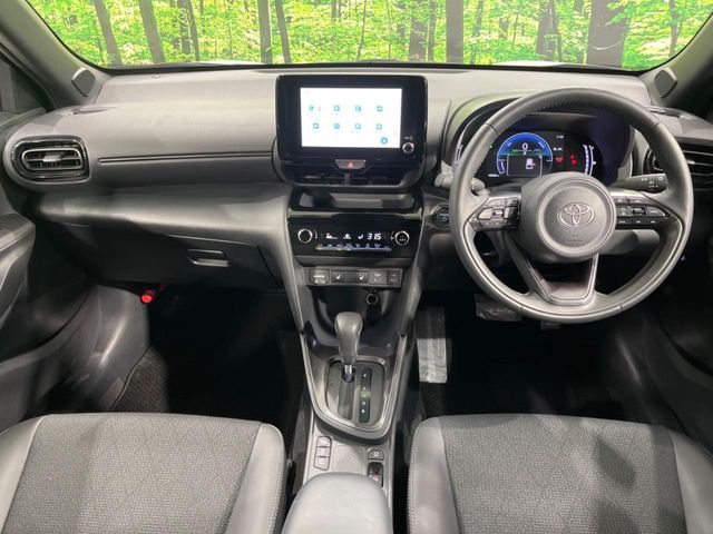 TOYOTA YARIS CROSS HYBRID 2025