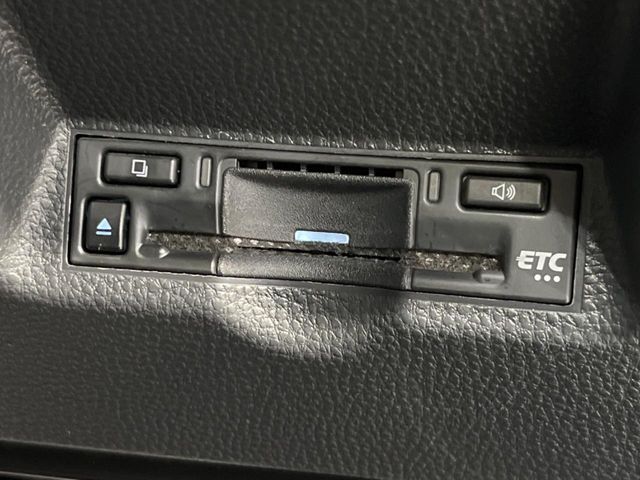 TOYOTA YARIS CROSS HYBRID 2025