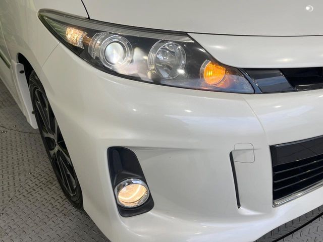 TOYOTA ESTIMA 2013