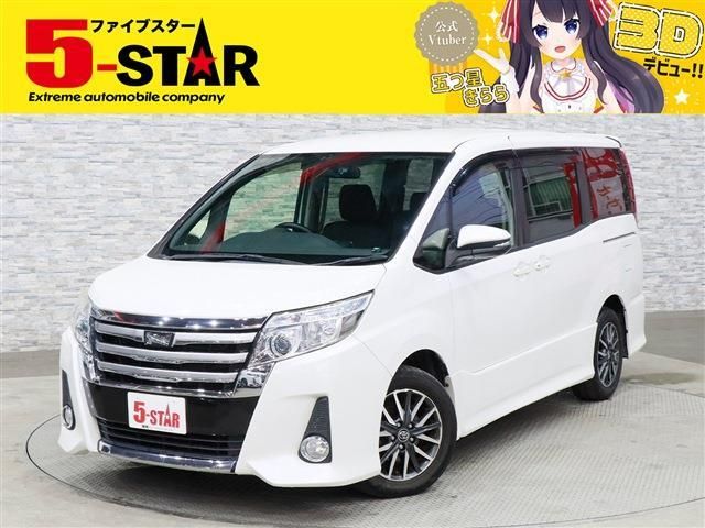 TOYOTA NOAH 2015