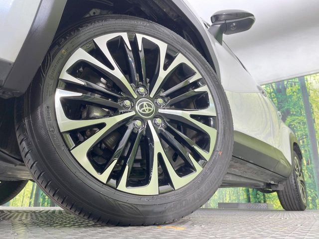 TOYOTA YARIS CROSS HYBRID 2025