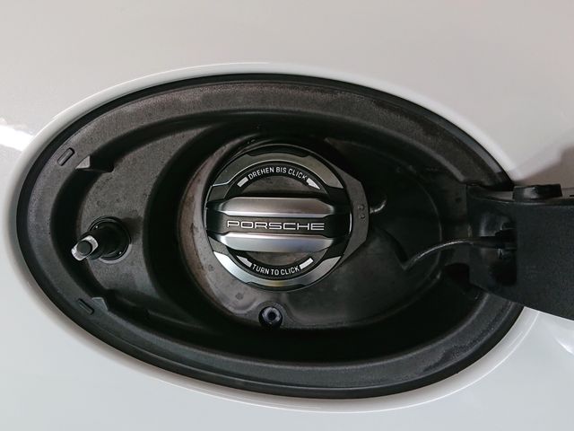 PORSCHE PORSCHE 911 2023