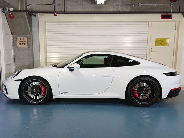 PORSCHE PORSCHE 911 2023