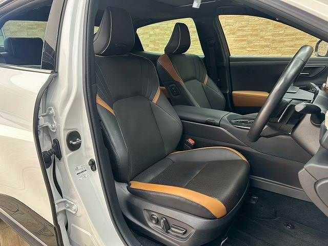 TOYOTA CROWN CROSSOVER 2023