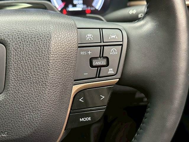 TOYOTA CROWN CROSSOVER 2023