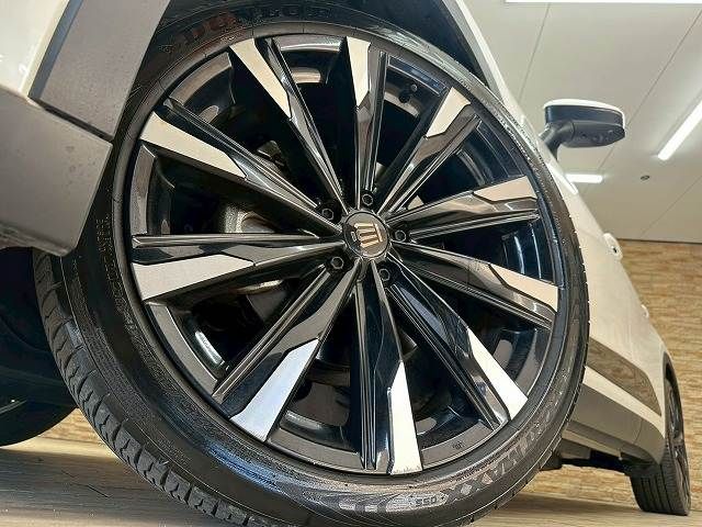 TOYOTA CROWN CROSSOVER 2023