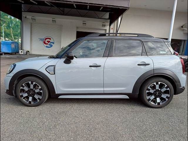 BMW MINI COOPER D CROSSOVER 2022