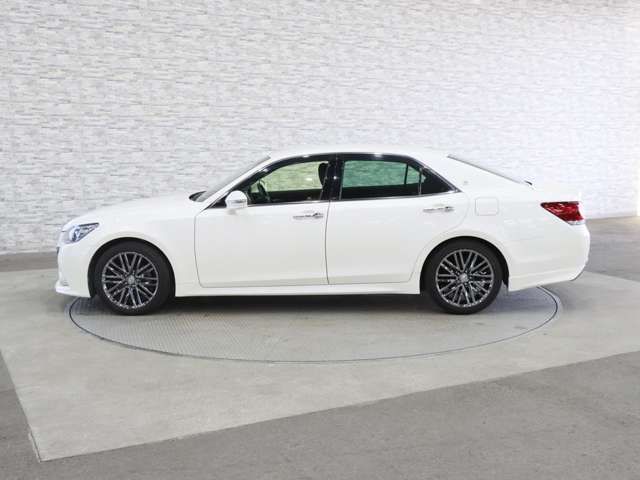 TOYOTA CROWN sedan 2013