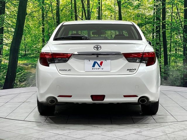 TOYOTA MARK X 2012