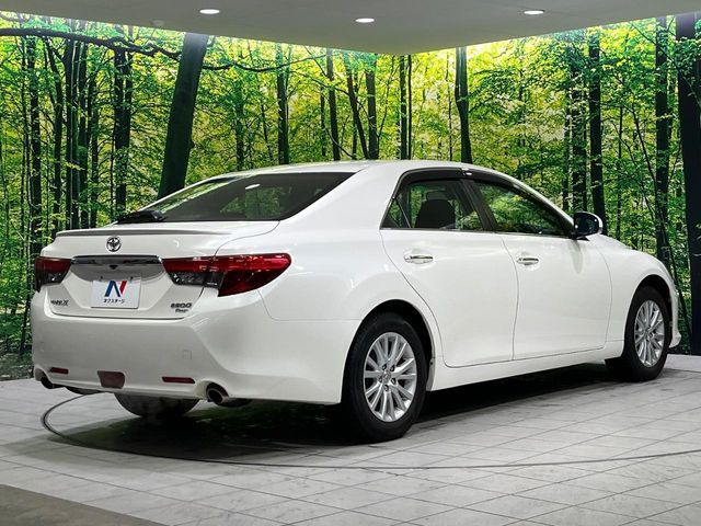 TOYOTA MARK X 2012