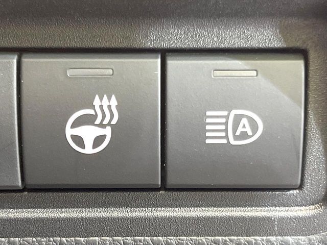 TOYOTA YARIS CROSS HYBRID 2025