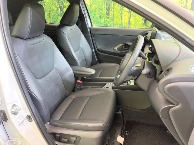 TOYOTA YARIS CROSS HYBRID 2025