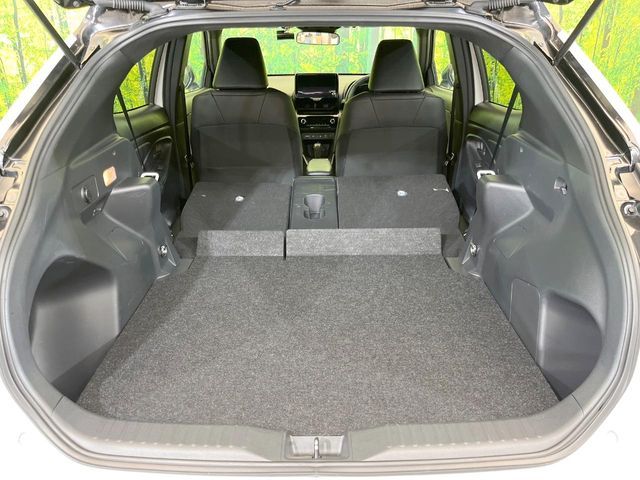 TOYOTA YARIS CROSS HYBRID 2025