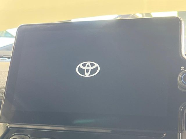 TOYOTA SIENTA HYBRID 2023