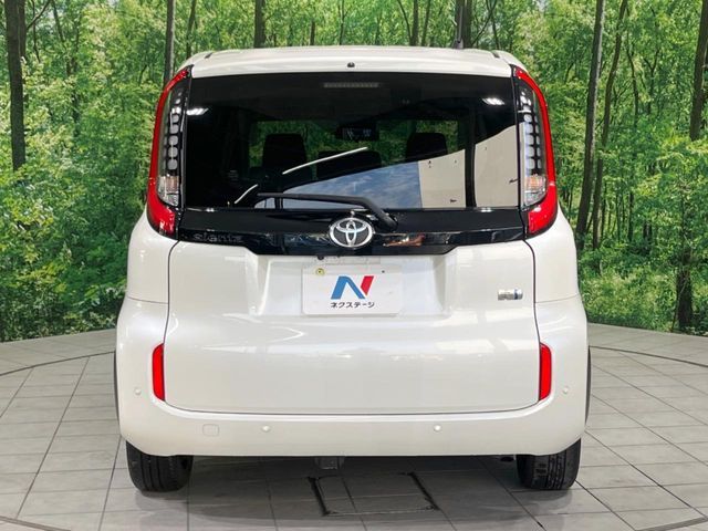 TOYOTA SIENTA HYBRID 2023