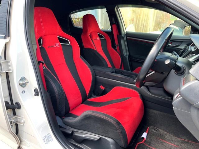 HONDA CIVIC hatchback 2019