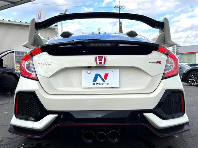 HONDA CIVIC hatchback 2019