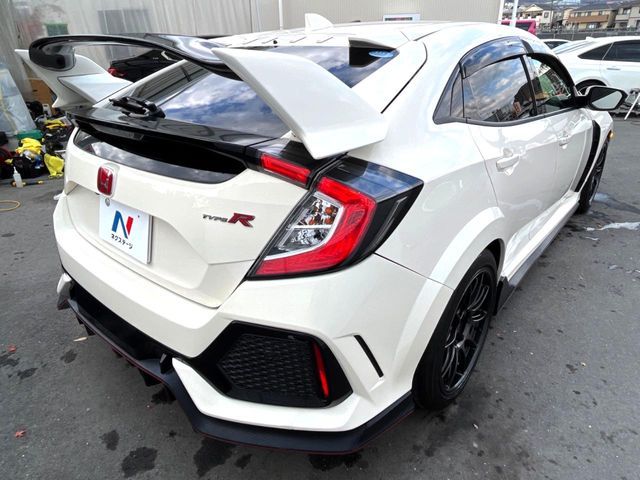 HONDA CIVIC hatchback 2019