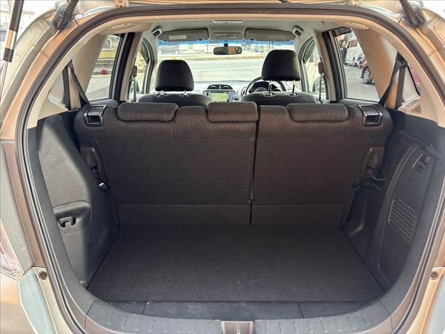 HONDA FIT HYBRID 2012