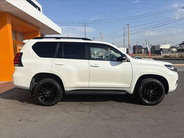 TOYOTA LANDCRUISER PRADO 2020