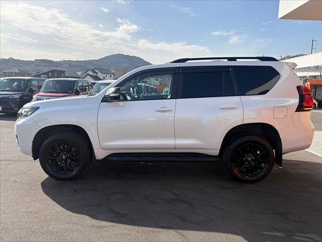 TOYOTA LANDCRUISER PRADO 2020