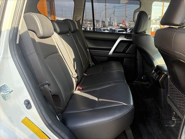 TOYOTA LANDCRUISER PRADO 2020