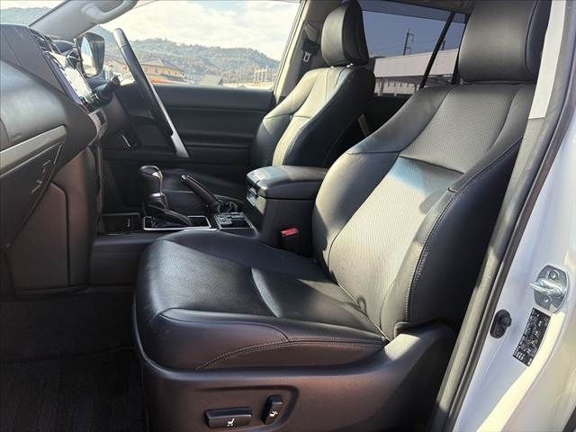 TOYOTA LANDCRUISER PRADO 2020