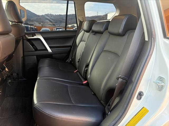 TOYOTA LANDCRUISER PRADO 2020