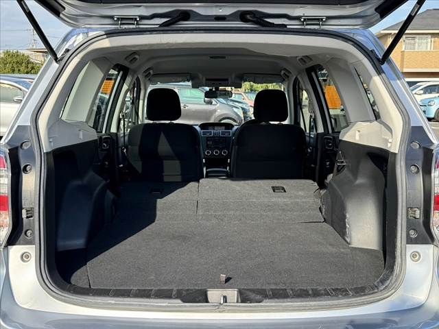 SUBARU FORESTER 2017