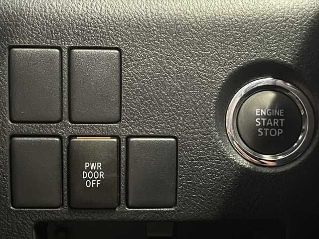 TOYOTA VELLFIRE 2015