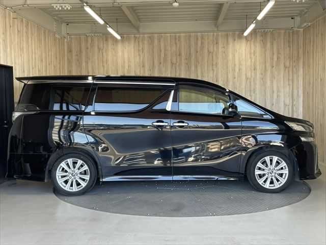 TOYOTA VELLFIRE 2015