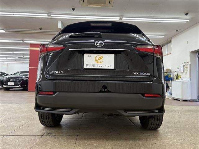 TOYOTA LEXUS NX300h AWD 2015