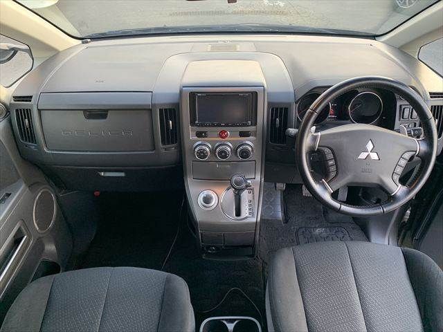 MITSUBISHI DELICA D:5 4WD 2013