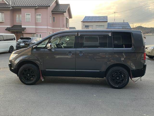 MITSUBISHI DELICA D:5 4WD 2013
