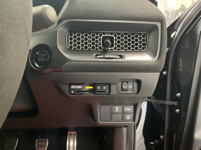 HONDA CIVIC hatchback 2025