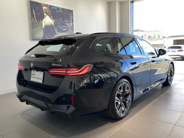 BMW BMW 5series TOURING 2025