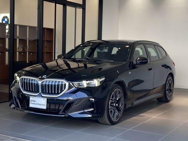 BMW BMW 5series TOURING 2025