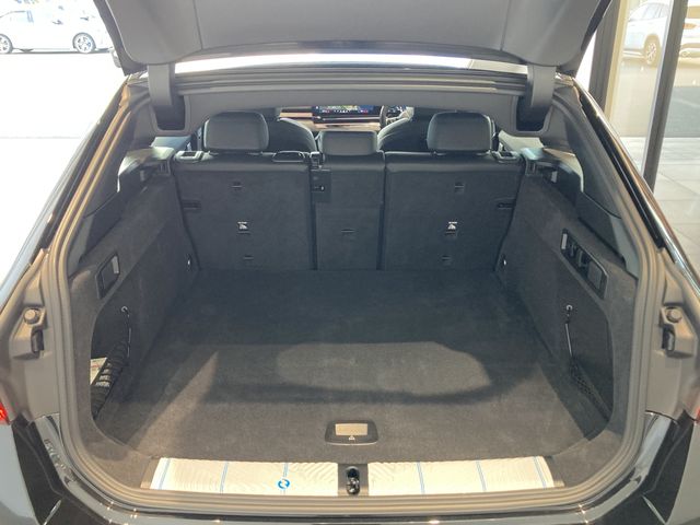 BMW BMW 5series TOURING 2025