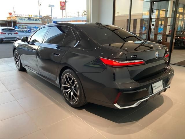 BMW BMW 7series 2024