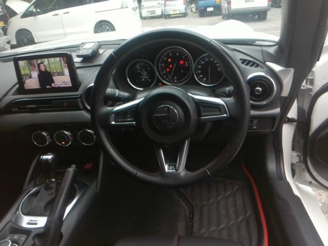 MITSUOKA Himiko 2018