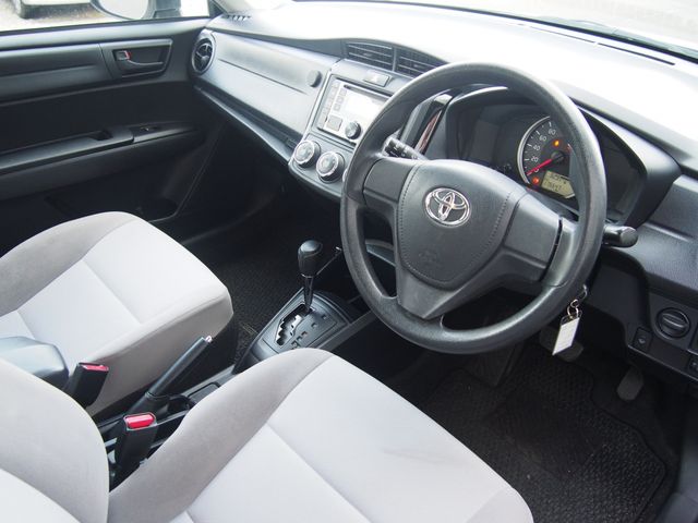 TOYOTA COROLLA AXIO 2017