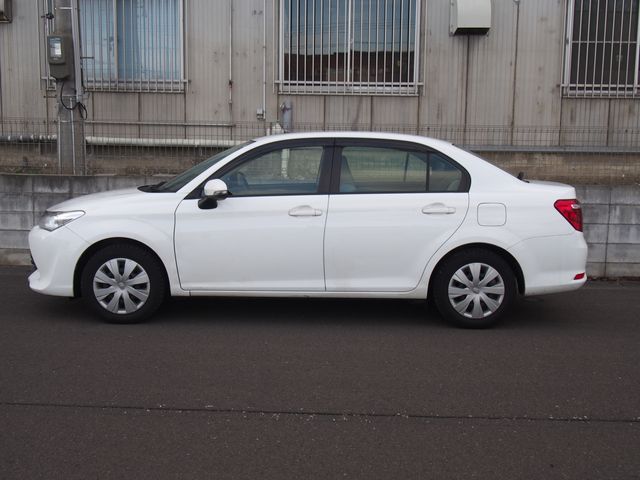 TOYOTA COROLLA AXIO 2017