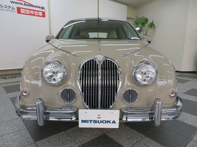 MITSUOKA VIEWT 2018