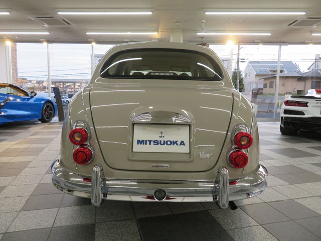 MITSUOKA VIEWT 2018