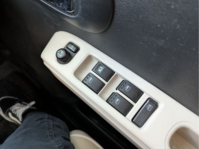 DAIHATSU MIRA Cocoa 2012