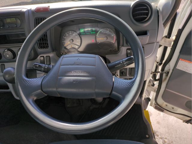 MITSUBISHI CANTER 2016