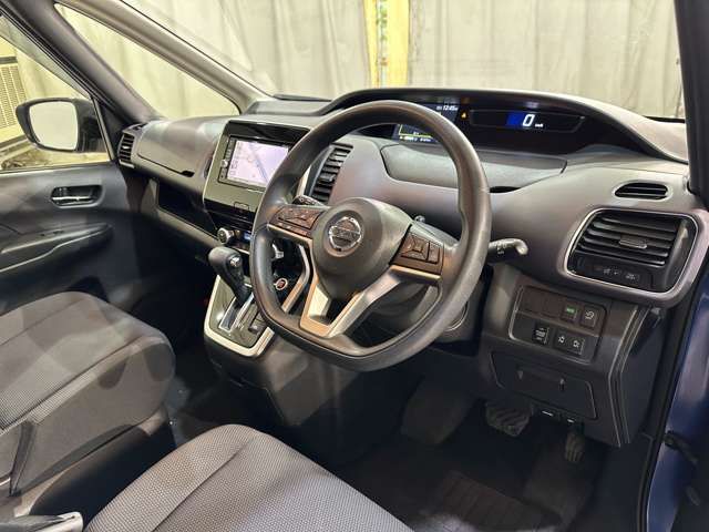 NISSAN SERENA  WG 2016