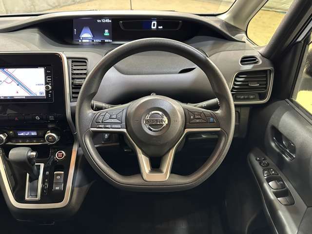 NISSAN SERENA  WG 2016