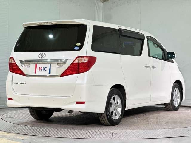 TOYOTA ALPHARD 2008