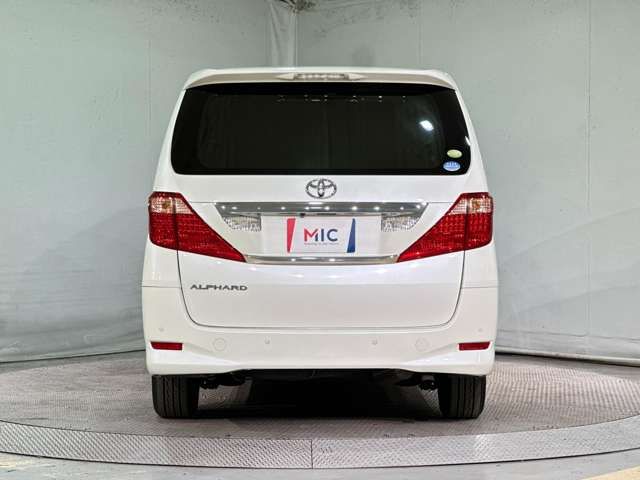 TOYOTA ALPHARD 2008